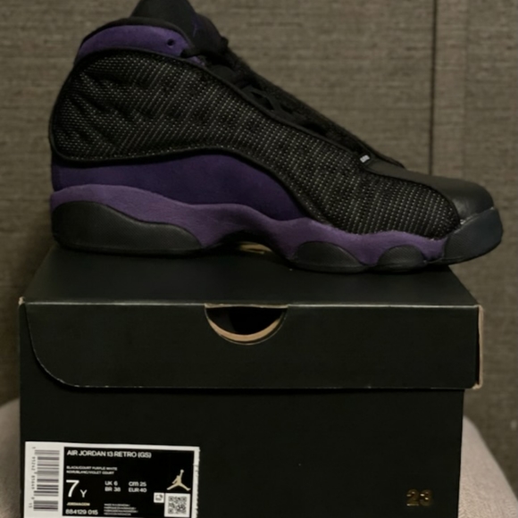 ‼❌SOLD❌Jordan 13 Retro Court Purple (GS) - Picture 4 of 9